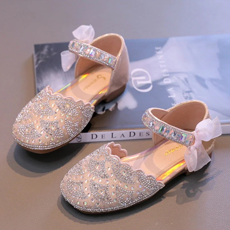 

Детские кружевные сандалии на плоской подошве с бантом, модные детские туфли принцессы с блестками и стразами, милая универсальная Свадебная обувь для девочек