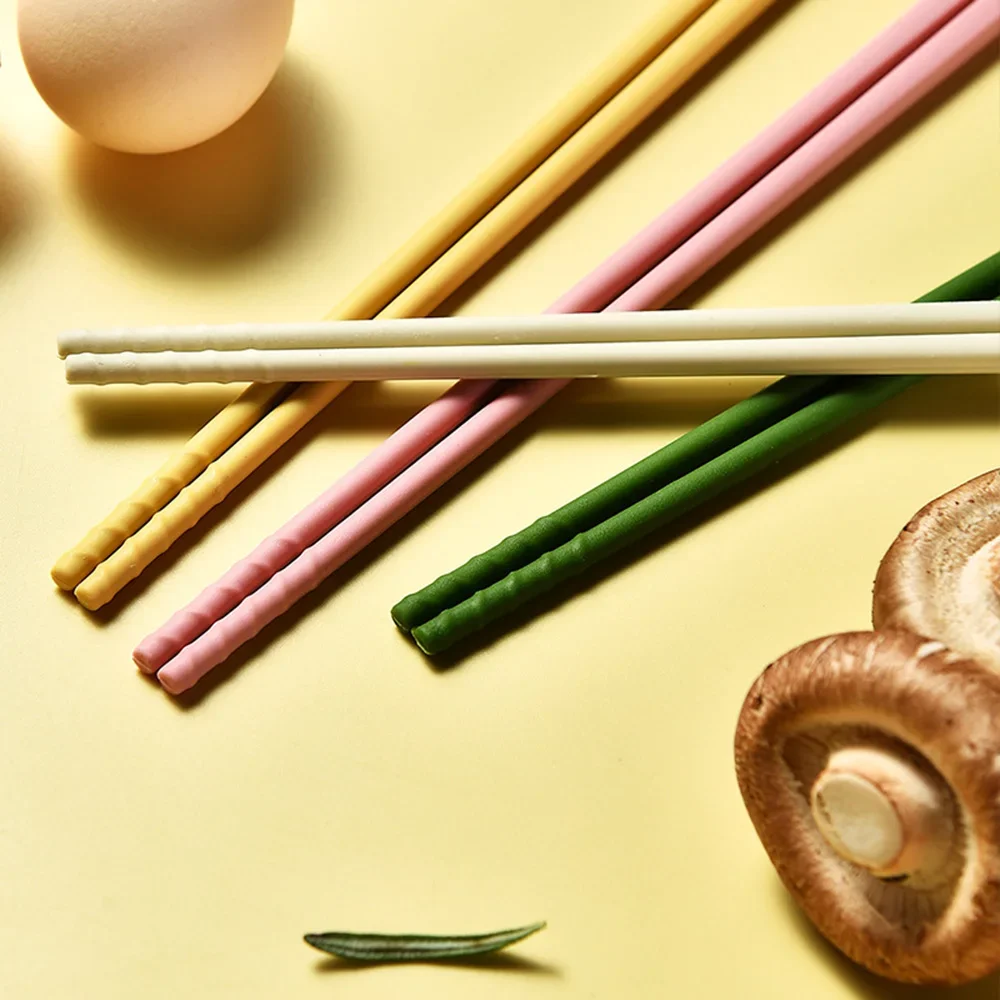 8Pcs Silicone Cutlery Set Sushi Sticks Chopsticks Dinner Spoon Tableware Dinnerware Korean Chopsticks Dessert Spoon Flatware Set