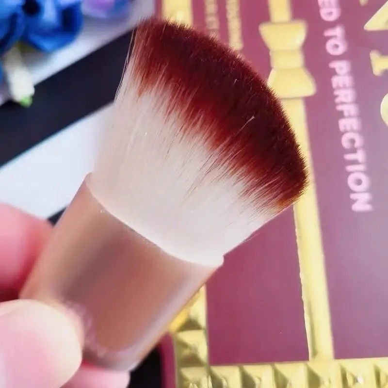 Nuova Polvere per Trucco in 4 Colori, Contorno Viso al Cacao con Pennello - immagine 4