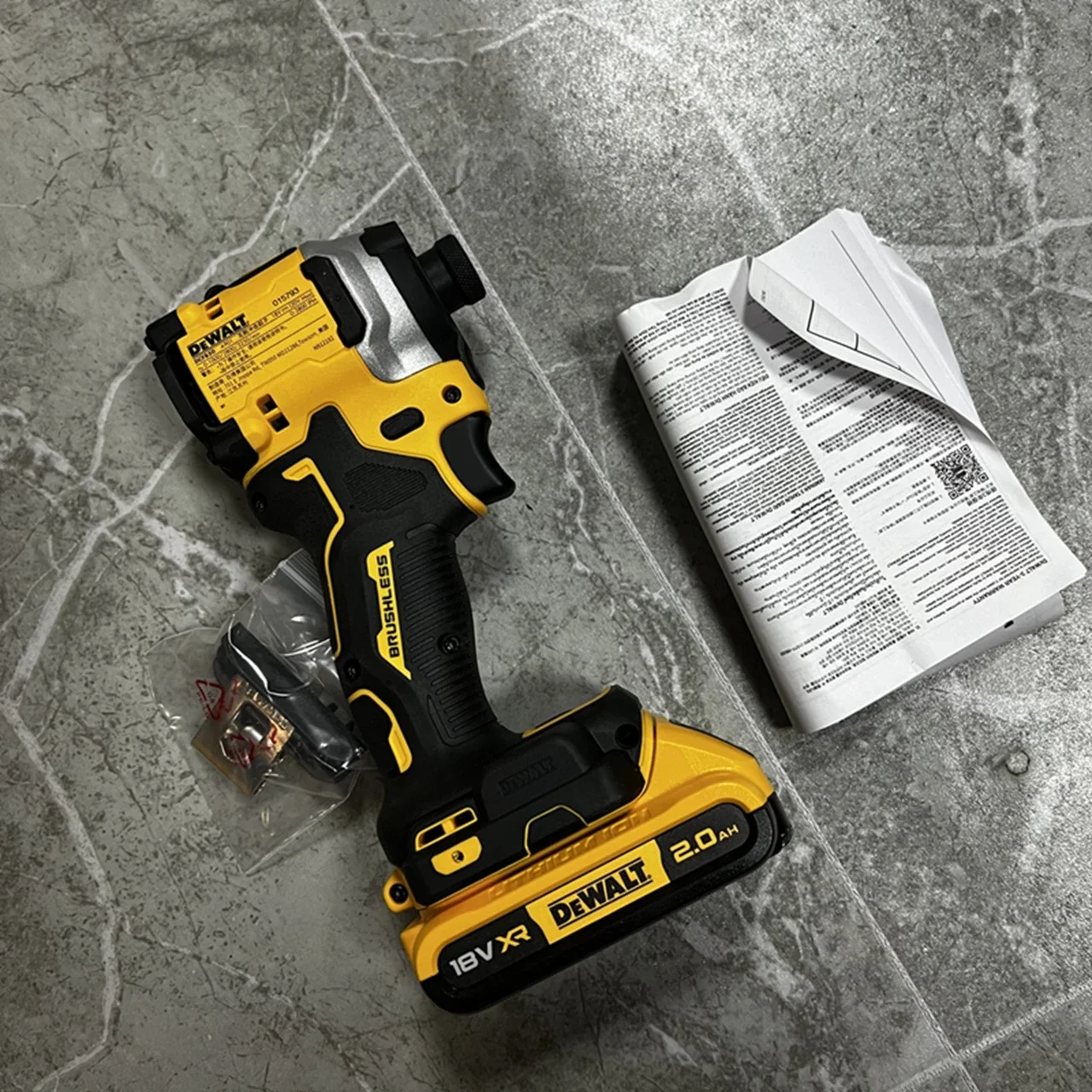 Dewalt DCF850 インパクトドライバー