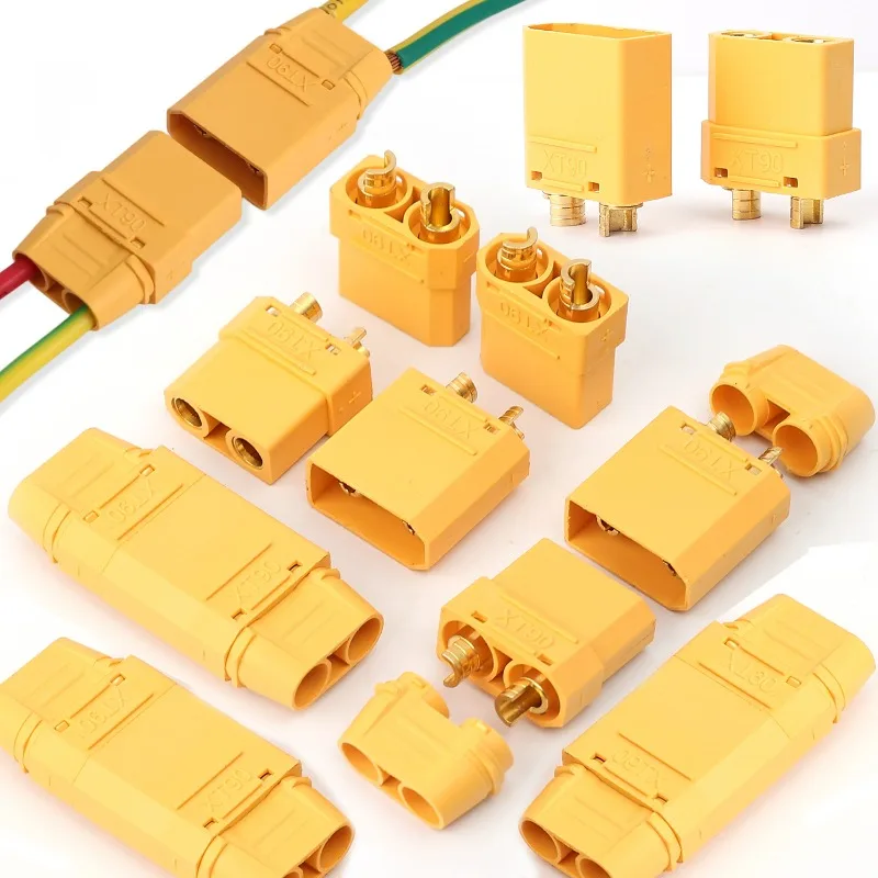 Paire de connecteurs XT90 mâle et femelle pour batterie RC, connectés l'un à l'autre.