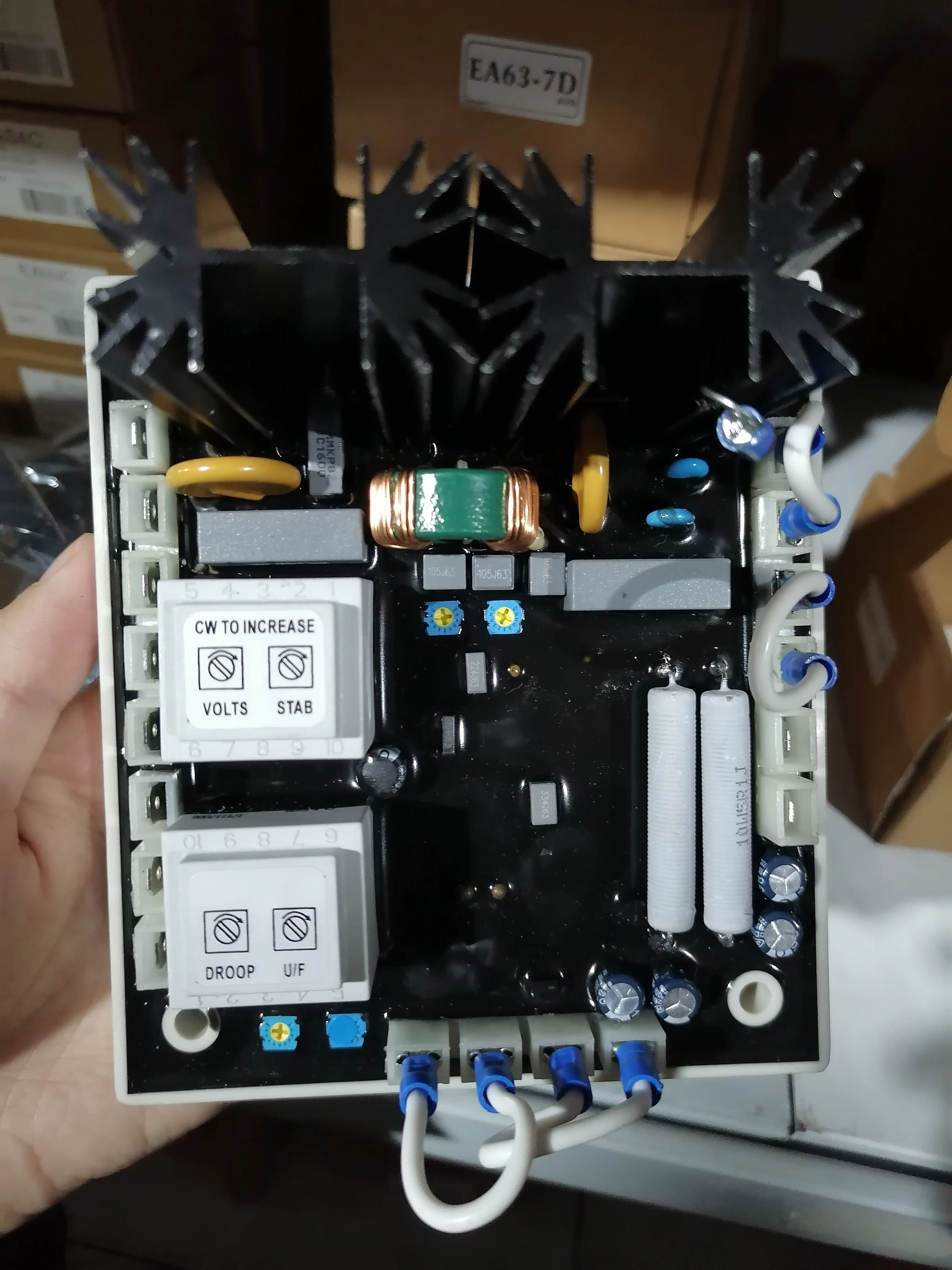 

Fast Shipping Generator AVR EA63-7D Automatic Voltage Regulator For Diesel Genset Stablizers Parts Replacement KUTAI