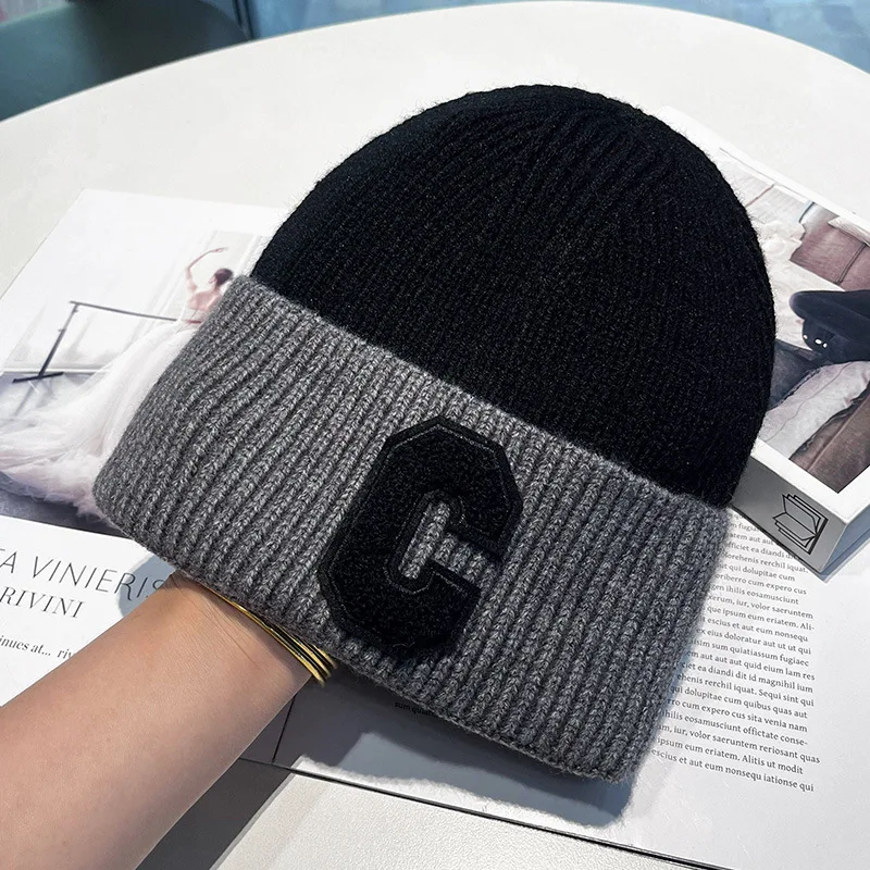 Unisex Simple Big C Letter Woolen Bonnet Cap Autumn Winter Ear Protection Knitted Hat Student Color Match Skullies Beanies 3