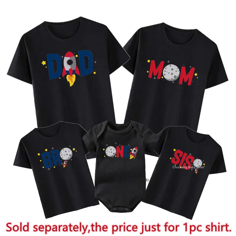 New 1st Birthday Space Shirt Funny Rocket Print Family Matching Outfits Dad Mom Bro Sis Tshirts Baby Romper Birthday Party Gifts 3