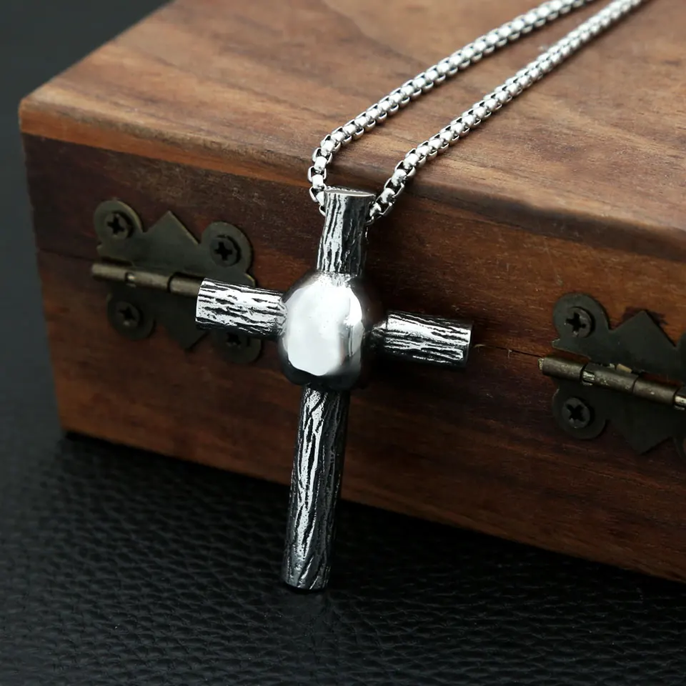 Collana Con Croce Gotica – Ciondolo In Lega Di Zinco E Acciaio Inox, Catena 50cm, Gioiello Regalo Unisex Per Uomo E Donna