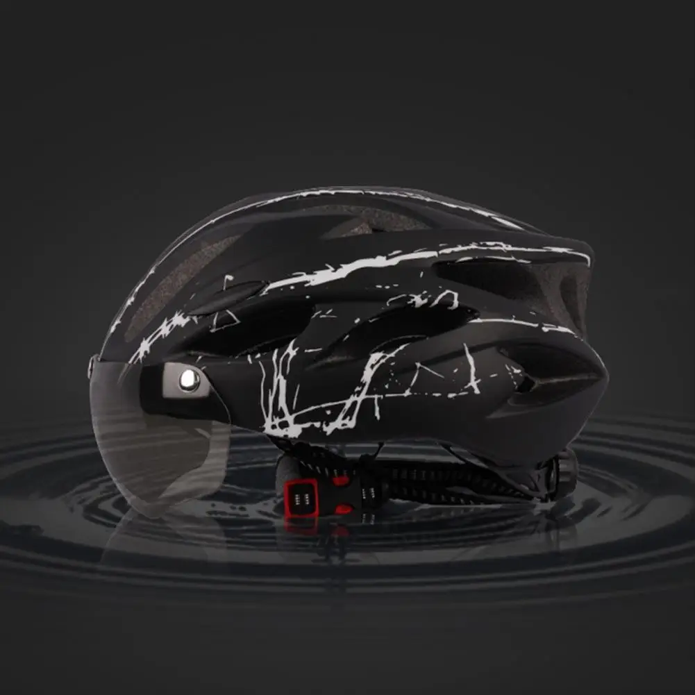 

Ultralight Cycling Safety Helmet Outdoor Motorcycle Bicycle Taillight Helmet Removable Lens Visor Mountain Road Bike Helmet