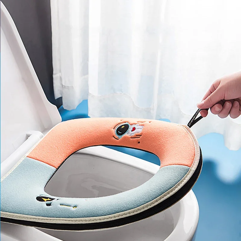 Warm cartoon Toilet Seat Cover Winter Toilet Cover Washable Household Closestool Mat Seat Case Bathroom Accessories