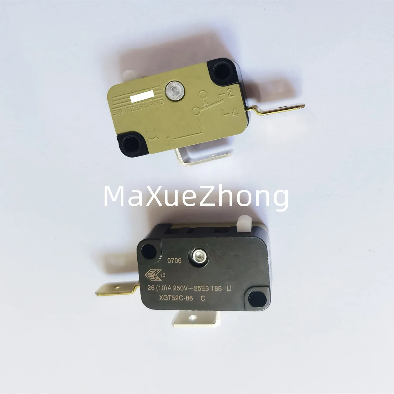 

Original new 100% XGT52C-86 micro switch normally open high current 26A250VAC