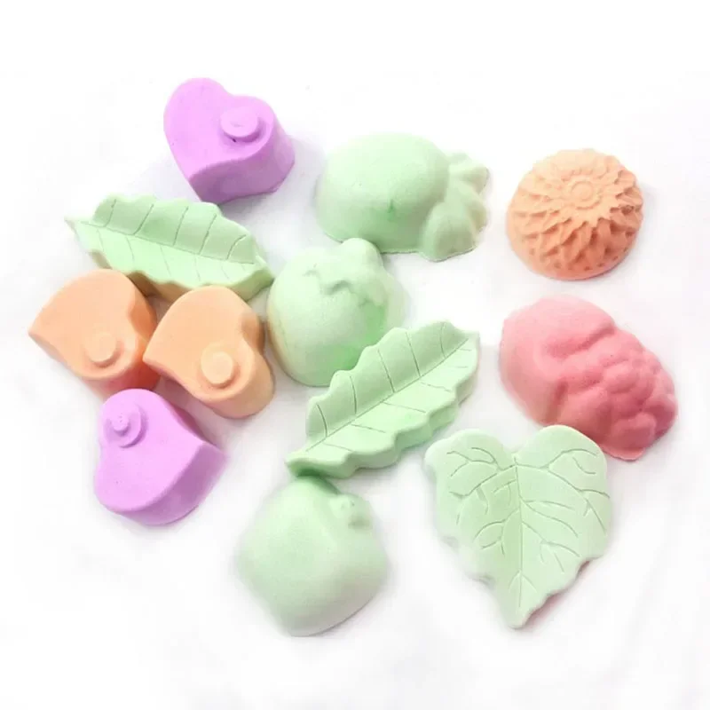 Small Guinea Pig Hamster Rabbit Teeth Grinding Stone Small Pet Supplies Minerals Molar Stone Chew Toys for Chinchilla Dog Totoro