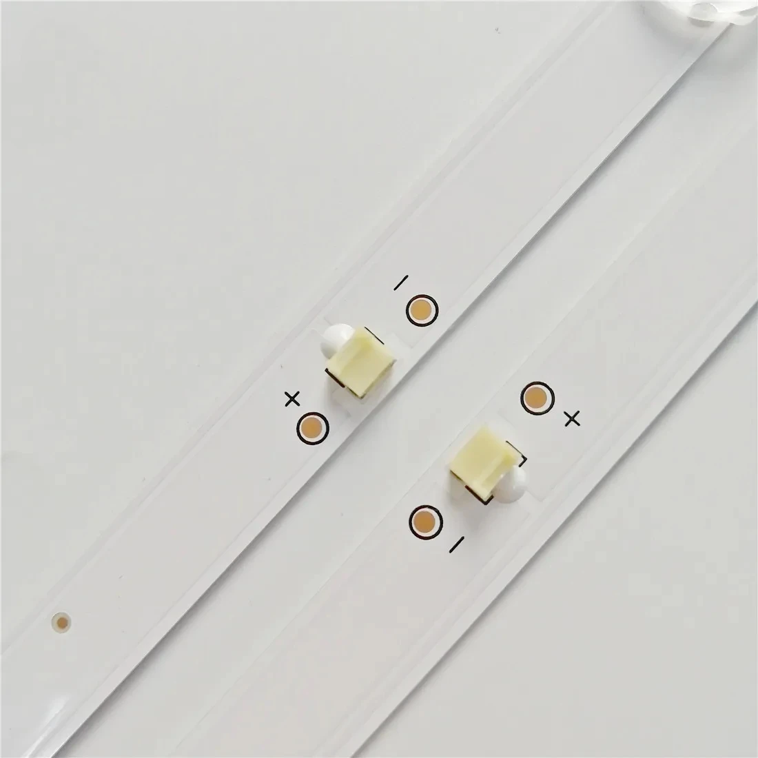 LED Ʈ Ʈ, TV RF-FU320011SE30-0501A RF-FU320011SE30-0501B A5 32L310U20 K320WD86, 32 ġ, 570mm, 5 