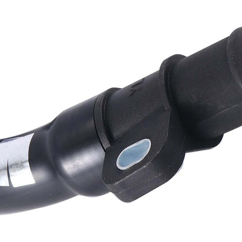 1322000056 A1322000056 Car Engine Water Pump Connector Hose For Mercedes Benz Smart
