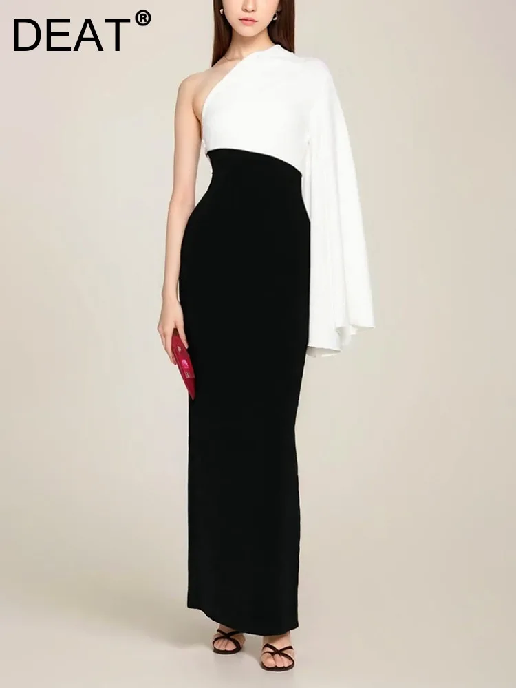 

DEAT Patchwork Diagonal Collar Waist One Shoulder Women Dress Fashion Contrast Color Evening Female Dresses 2024 Spring 13DB4967