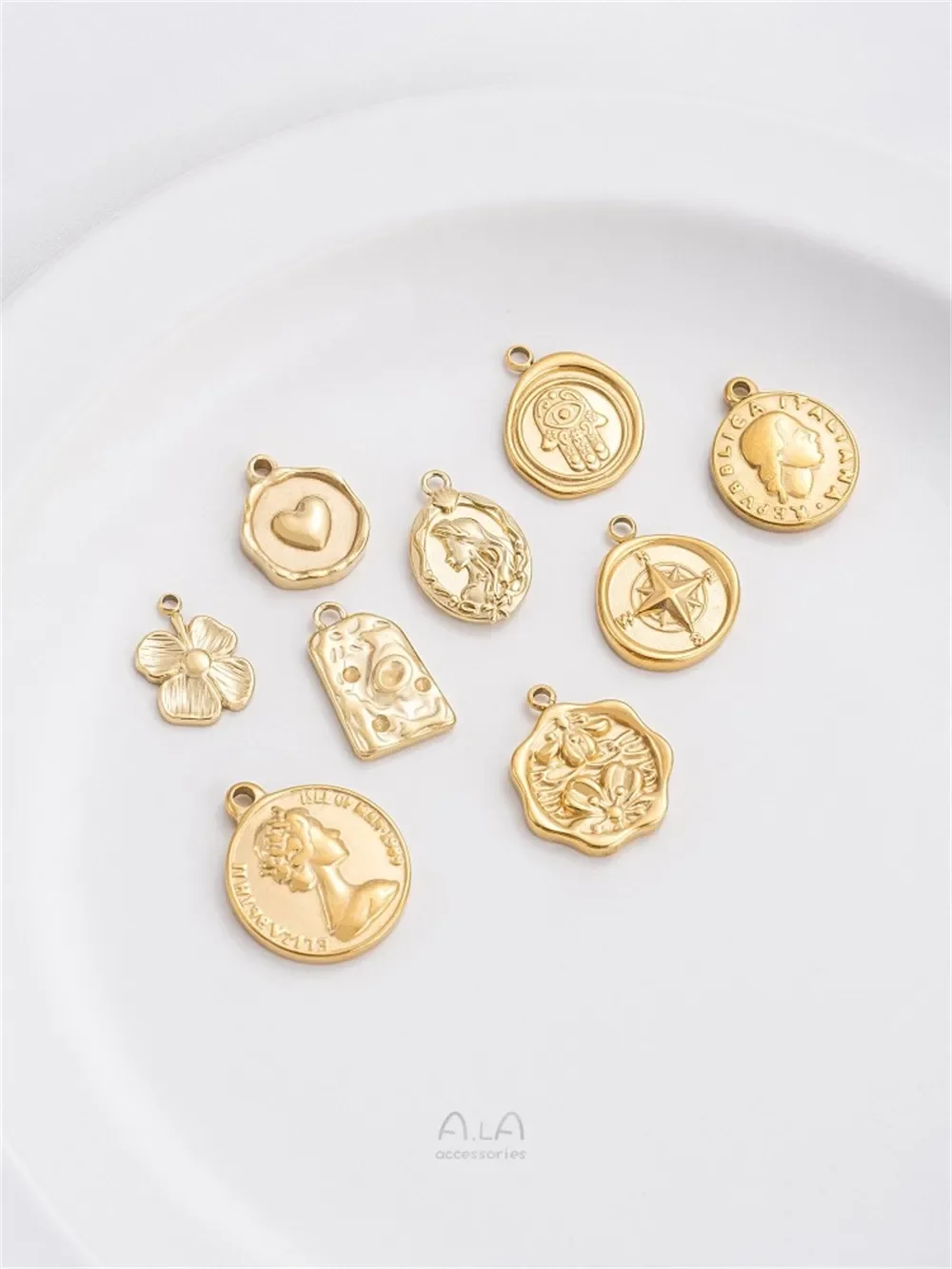 

Подвеска из титановой стали с вакуумным покрытием, 14 к