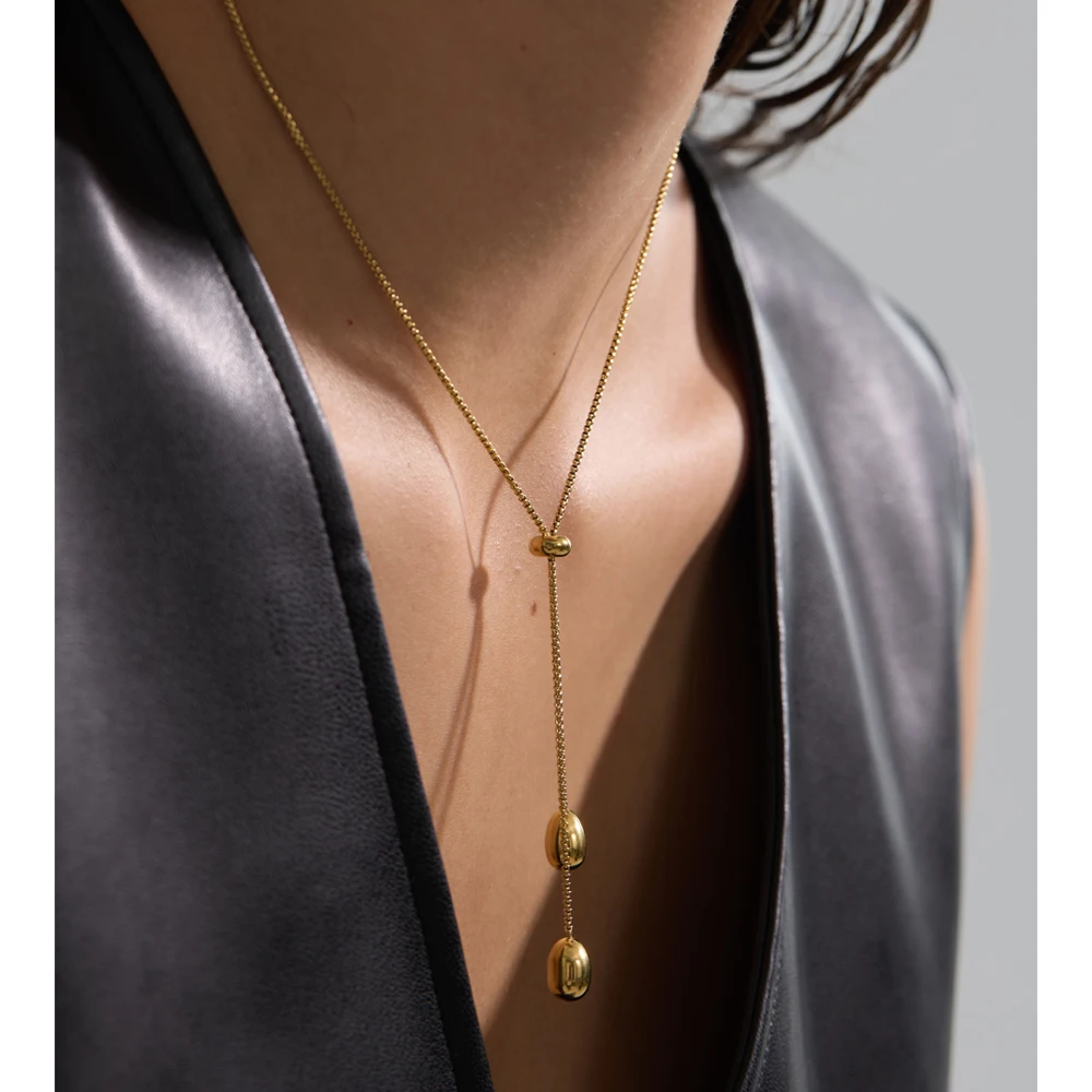 Yhpup Stainless Steel Retractable Pendant Necklace