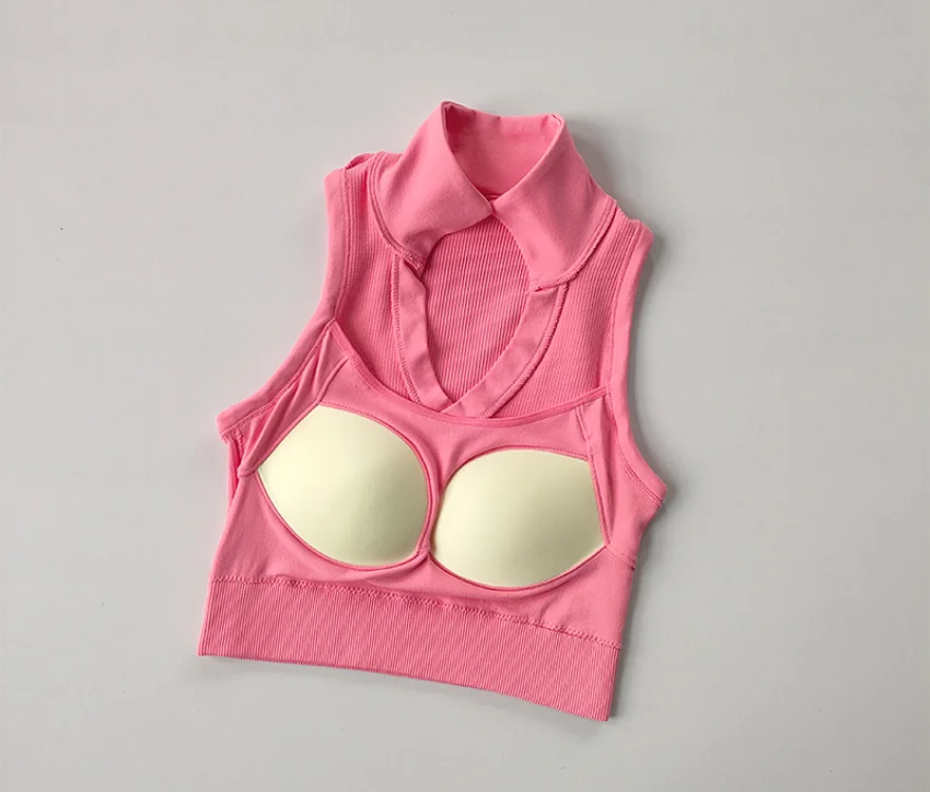 سترة قصيرة مع ملابس داخلية مبطنة وطية صدر السترة ل...
