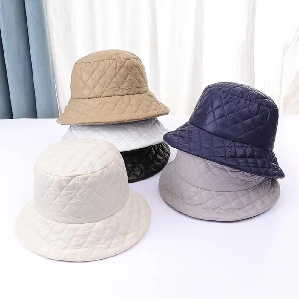 

Flat Top Fisherman Hat Sunscreen Bucket Cap Stylish Women's Winter Fisherman Hat Wide Brim Soft Square Pattern for Fall/winter