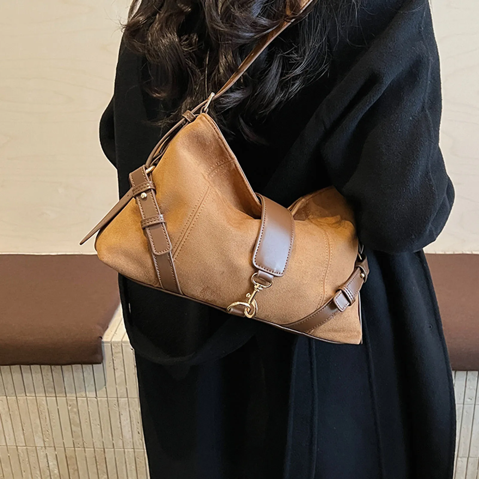 Women Girls Faux Suede One Shoulder Armpit Bag with Adjustable Straps Underarm Shoulder Bag for Travel Shopping Work Daily Use