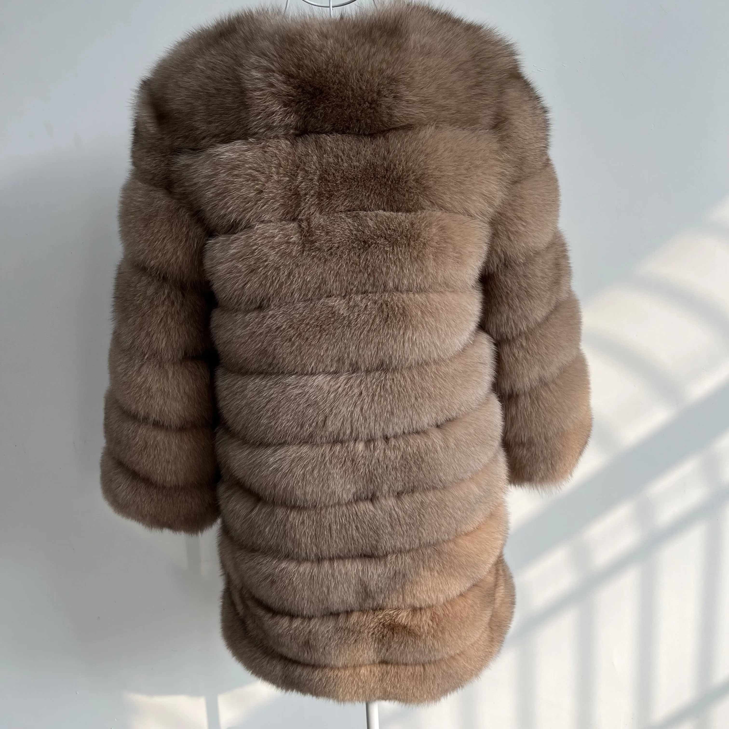 Рисунок 6 - Роскошные пальто Boutique 4 в 1 из натурального меха