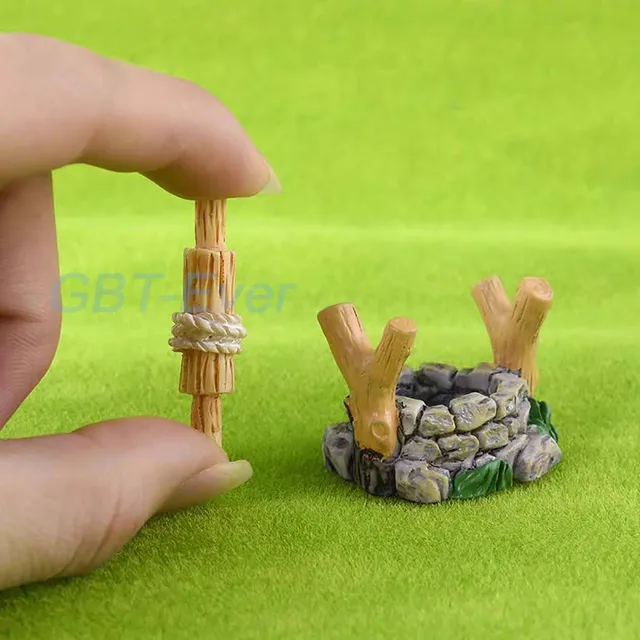 정원에 생명을 불어넣는 초현실적인 미니어처