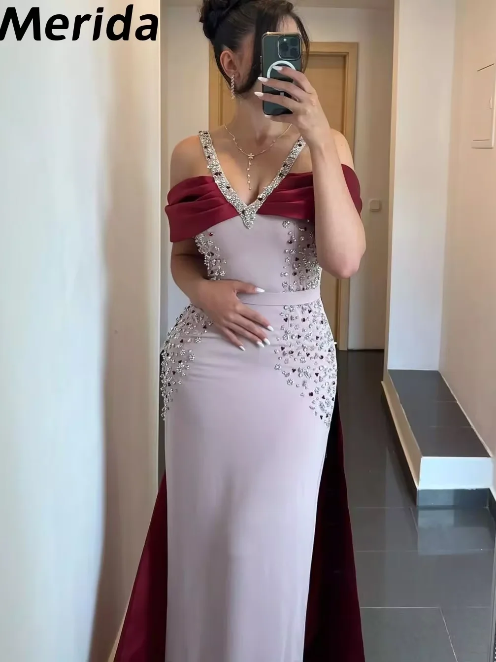 V-Neck Luxury Evening Mermaid Beads Sequins Off Shoulder Prom Dresses Arabia Party Gown