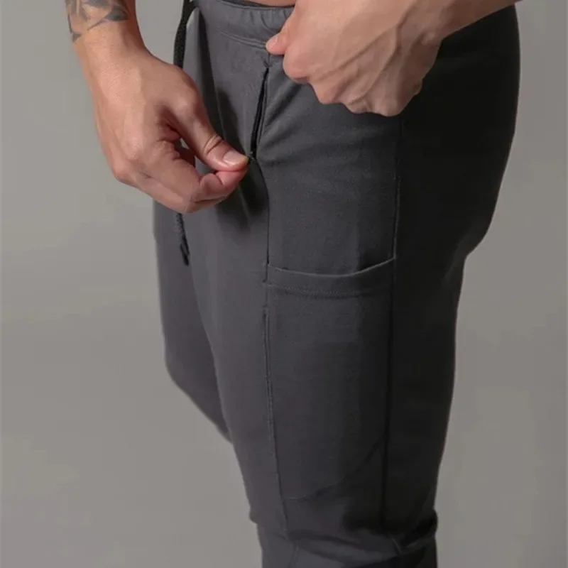 New Hot Sale Of The Season Men's Sporty Cotton Trousers for Running Slim Fit Casual Jogging Pants with Drawstring And Zipper