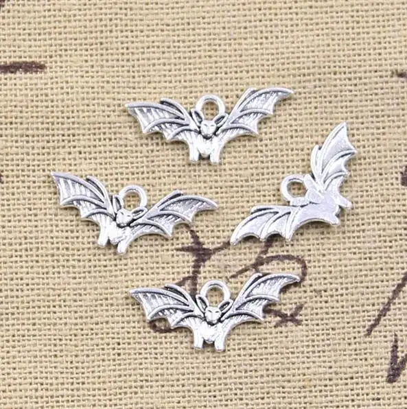 

50pcs 9x21mm Alloy Charms Halloween Fly Bat Antique Silver Pendants EF3652