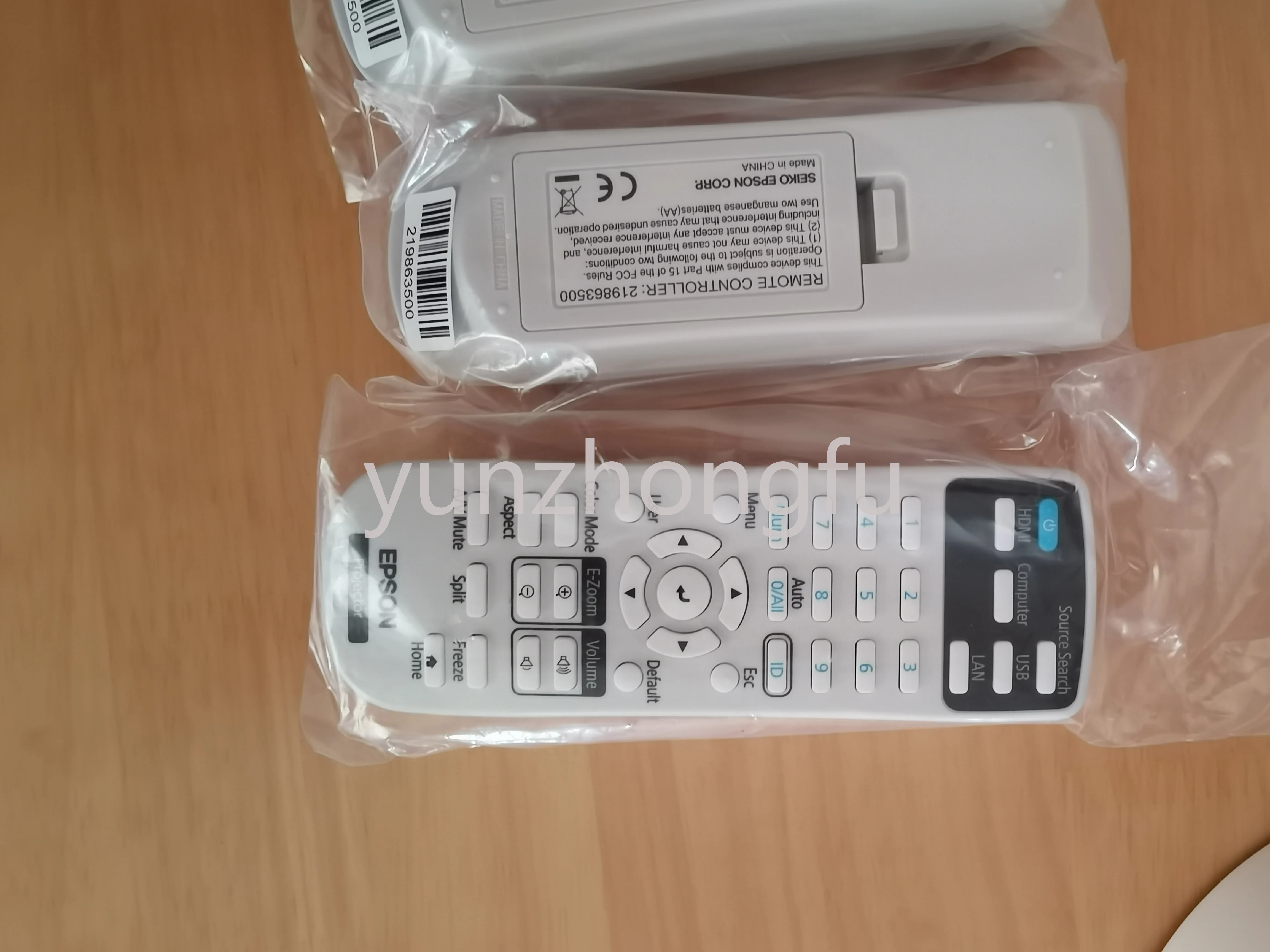 

Дистанционное управление проектором 219863500 для проектора EPSON