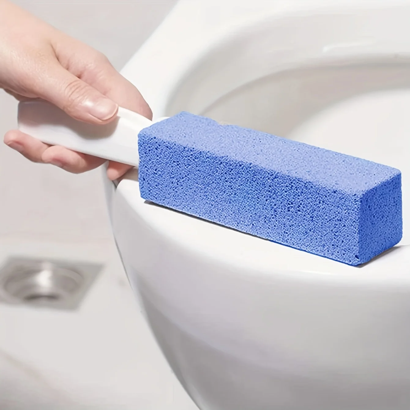 1pc-Toilet Cleaning with Handle, Water Pump, Stone Cleaner