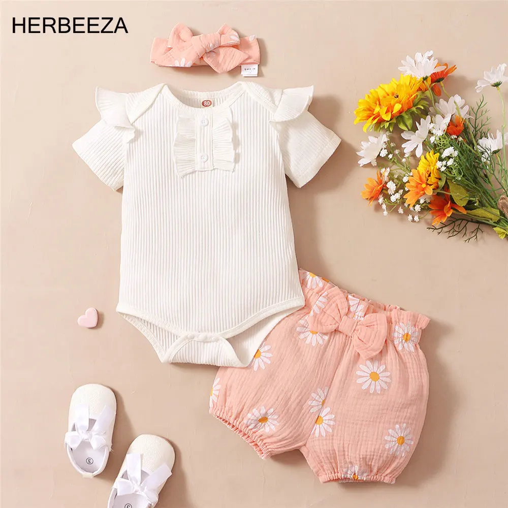 

Summer Baby Clothes Sets White Flying-sleeved Short-sleeved Rompers + Flower shorts +Bow Headband 3-piece Baby Girls Clothing