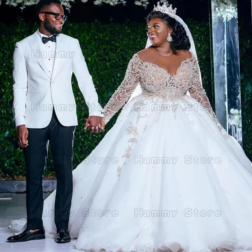 Luxury Wedding Dress Sexy Long Sleeves Sheer O Neck Beading Rhinestones Ball Gown Sweep Train South Africa Bridal Dresses