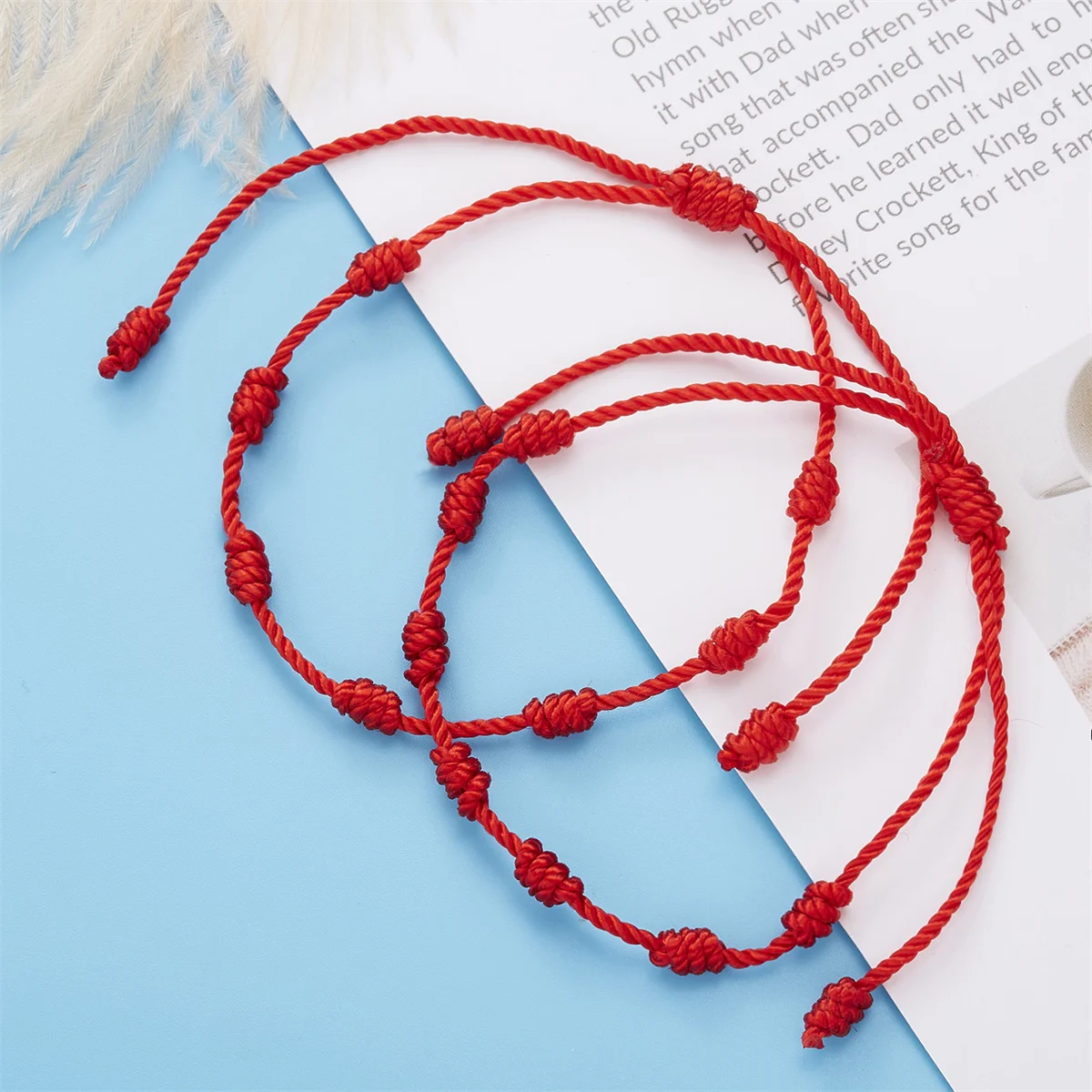 2pcs/set 7 uzlů červená textový řetězec náramek pro ženy muži šťastný amulet ruční lano náramky přátelství manželé náramek šperků dar