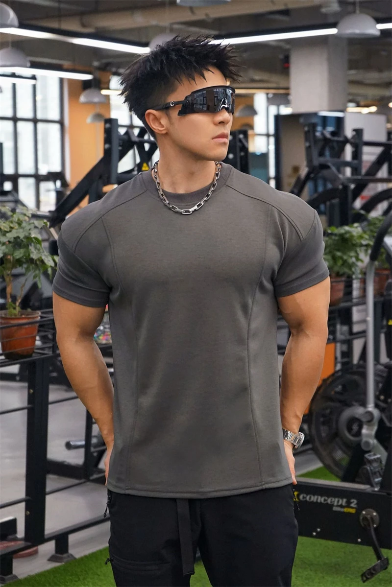 2025 Nuovo Sport fitness manica corta T-shirt da uomo Estate Girocollo Asciugatura rapida Traspirante Fitness Top allenamento uomo T-shirt - immagine 3
