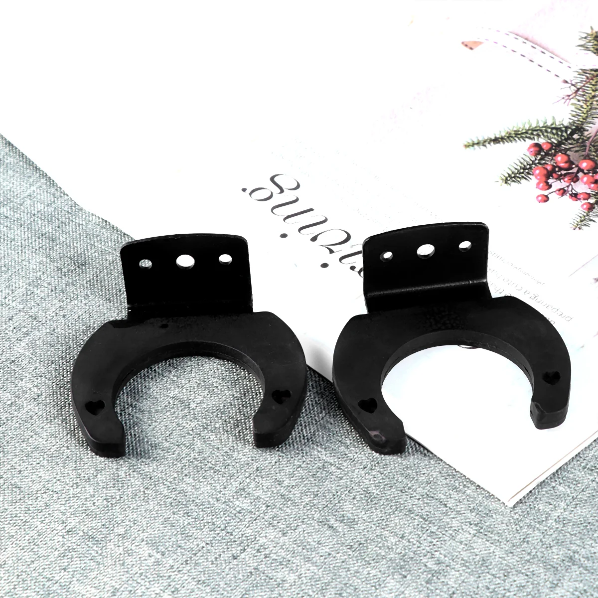

2 PCS Wall Mount Hanger for Microphone Bracket Hook Guitar Hooks