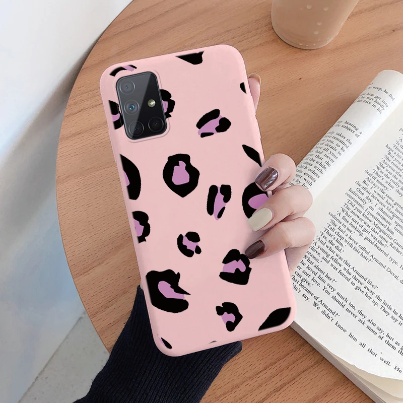 Leopard Print Soft Silicone Protective Phone Case - Stylish Back Cover