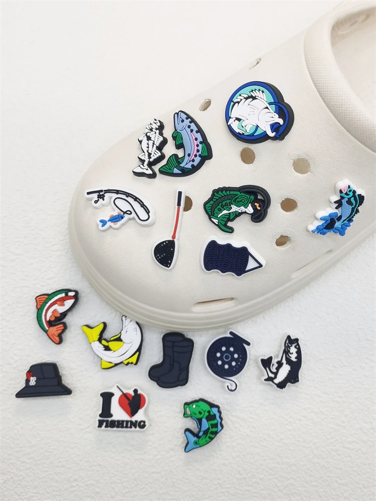 16-teiliges Schuh-Charms-Set „Love Fishing“ – DIY-Dekorationen mit lustigen Mustern, abnehmbare Schuhschnallen-Accessoires für Clogs und Schuhclips – Detail 5