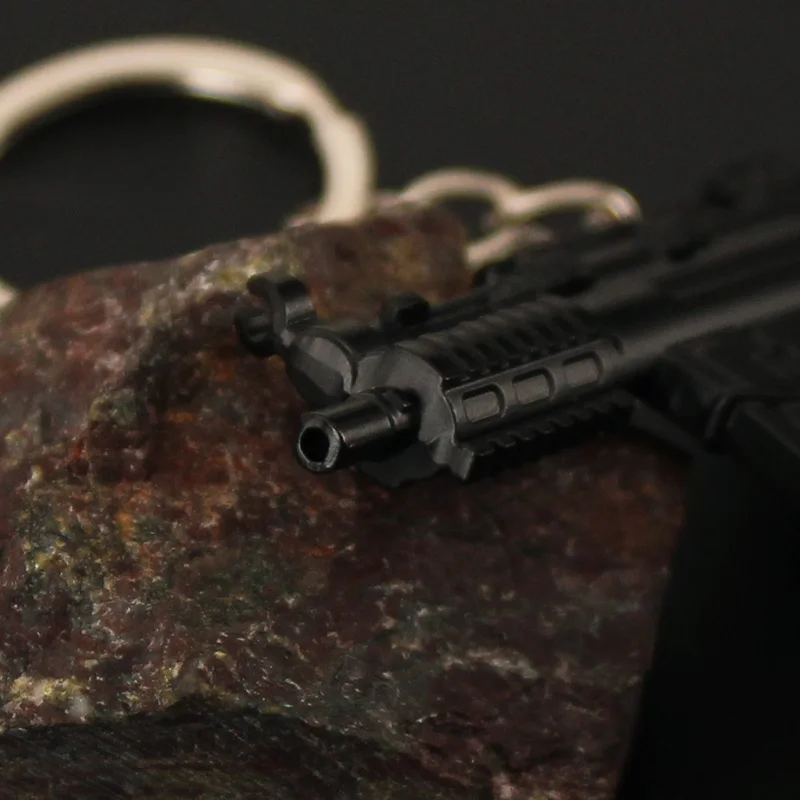 Mini PUBG Gun Keychain 9cm Metal MP5 Weapon Model Alloy AK47 AWM M24 Light Key Chain Bookbag Car Pendant Gifts Toy for Kids 4