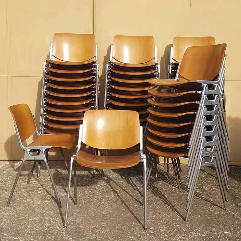 Minimalist Modern Restaurant Chair Metal Stackable Ultralight Bedroom Restaurant Chairs Fancy Chaises Salle Manger Furnitures