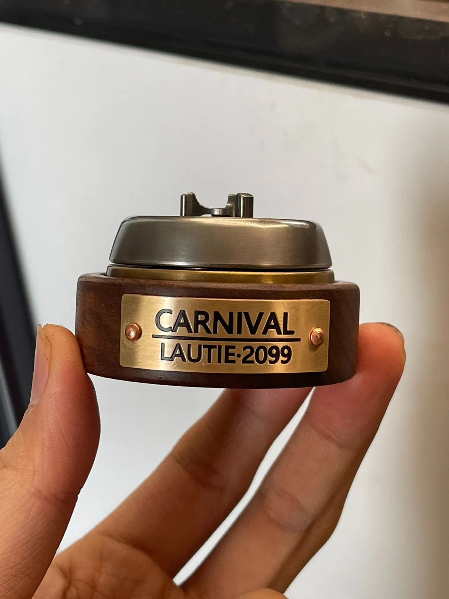 

Нано-рулетка LAUTIE Carnival, деревянная витрина