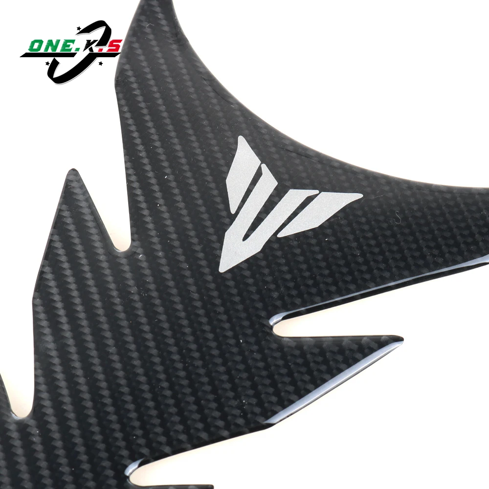 For YAMAHA MT125 MT25 MT03 MT07 MT09 MT10 Fuel tank Sticker 3D Carbon Look MT 125 25 03 07 09 10 Tank Pad Protector Decal