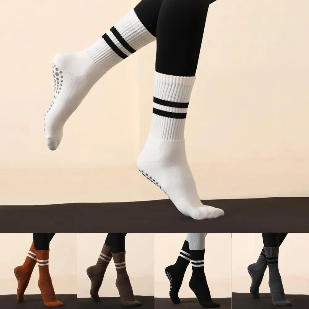 

1Pair Fashion Yoga Socks Silicone Non-Slip Floor Socks Breathable Cotton Dance Ballet Fitness Movement Pilates Ballet Sock
