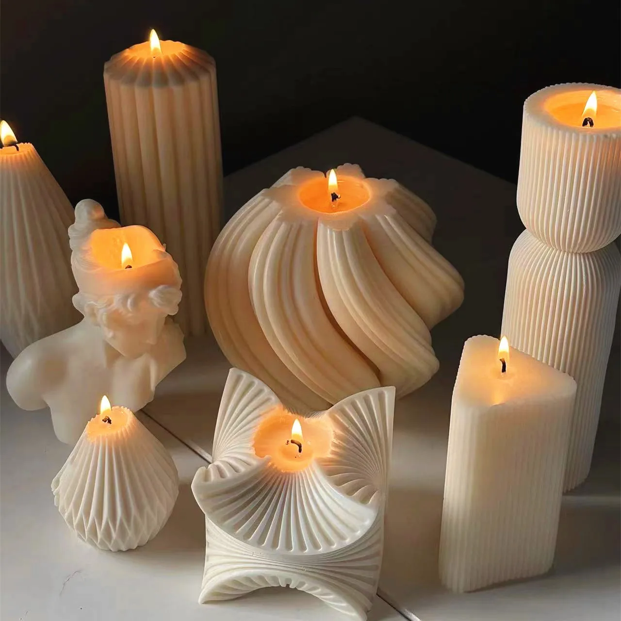 Moule Bougie Silicone Candle Mold 3D Moules pour Bougies Cylindrique Forme  Moulle a Bougies Silicone Feuilles Moules à Bougie Faits à ​Main Pour  Bougies Parfumées Savons Gelée : : Cuisine et Maison