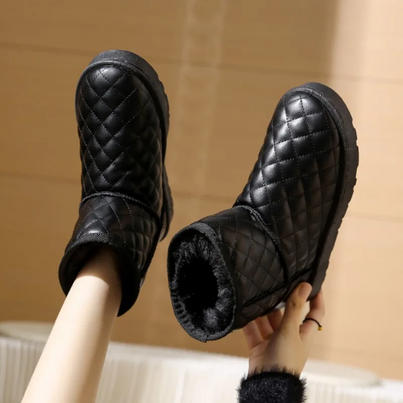 

Winter Warm Platform Shoes Checkred Short Snow Boots Women PU Waterproof Ankle Boots Shoes Medium Heel Cotton Shoes for Female