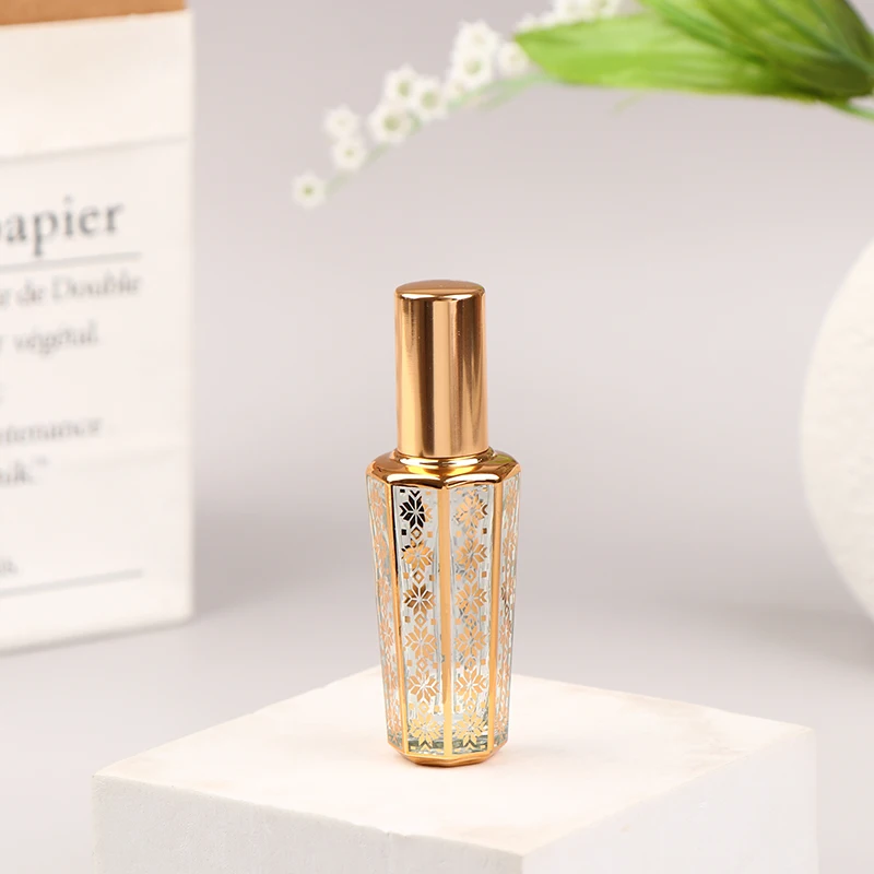 

15ml Spray Bottles Gold Sample Empty Containers Travel Portable Glass Perfume Bottle Atomizer Elegant Ultra Mist Sprayer