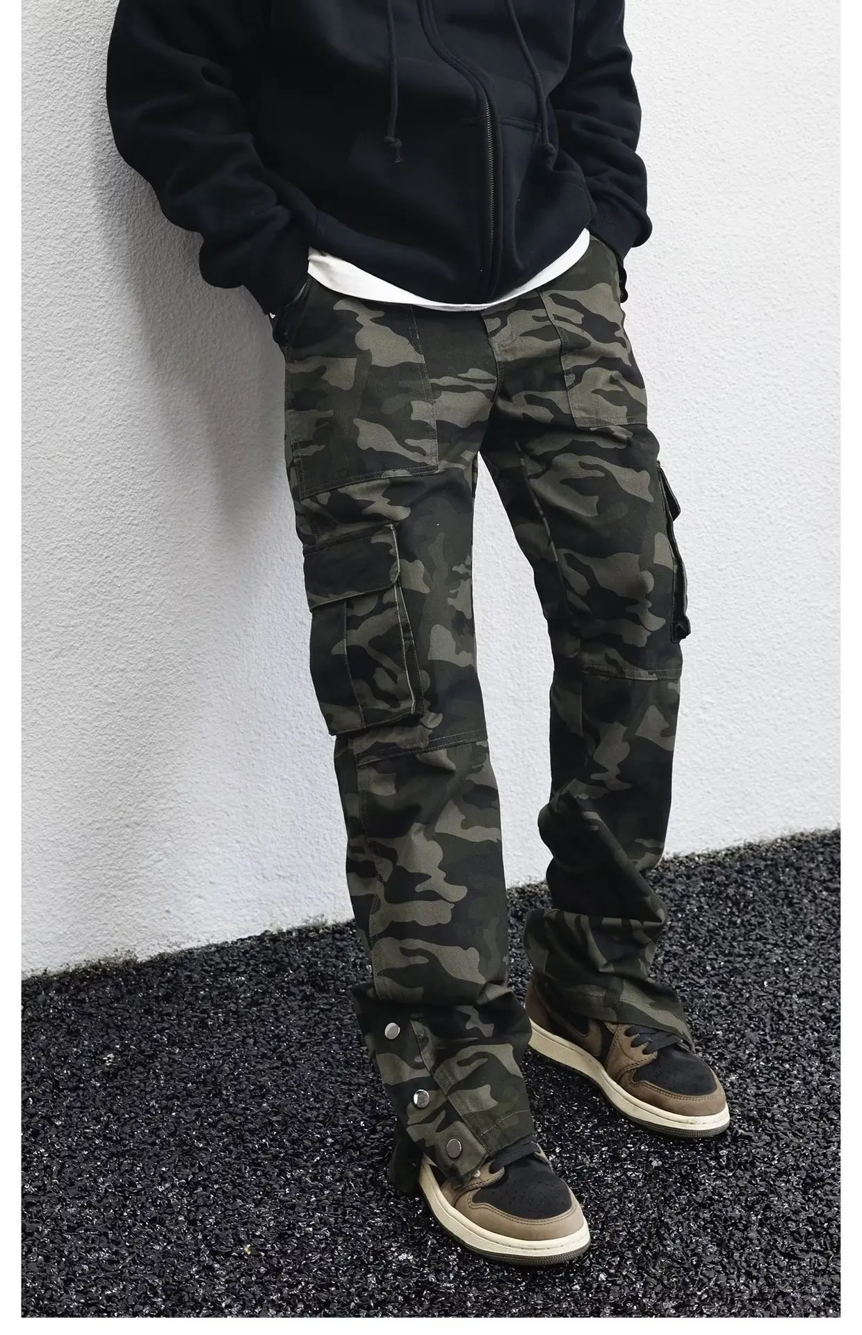 Streetwear Men Cargo Pants Hip-hop Distressed Camouflage Splash Flared Pants Men Women Pockets Drawstring Baggy Trousers