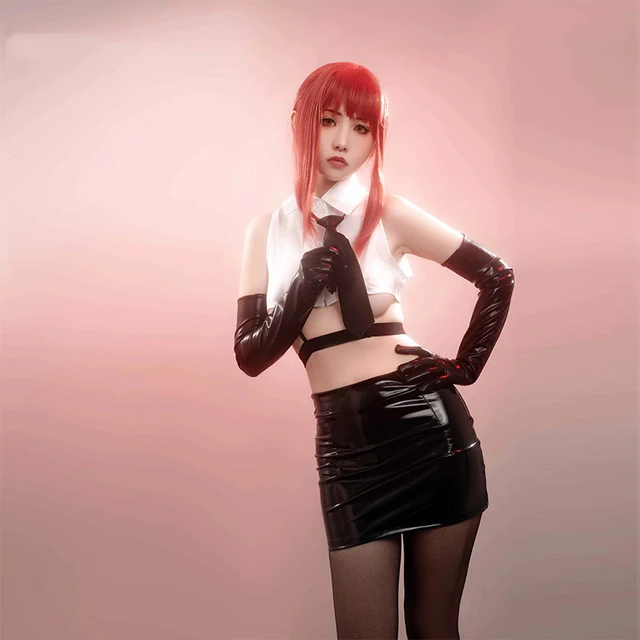 幻!倉木麻衣ロック調ボンテージ風ファッション黒×赤ハロウィンライブ