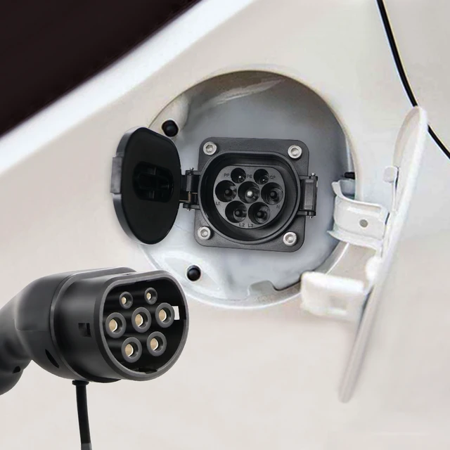 EVSUN Electric Vehicle Car Charging Evse Socket Type 2 EV Sockets 16A-32A 1P 3 Phase for IEC 62196-2 EV Charger Socket Adaptor 4
