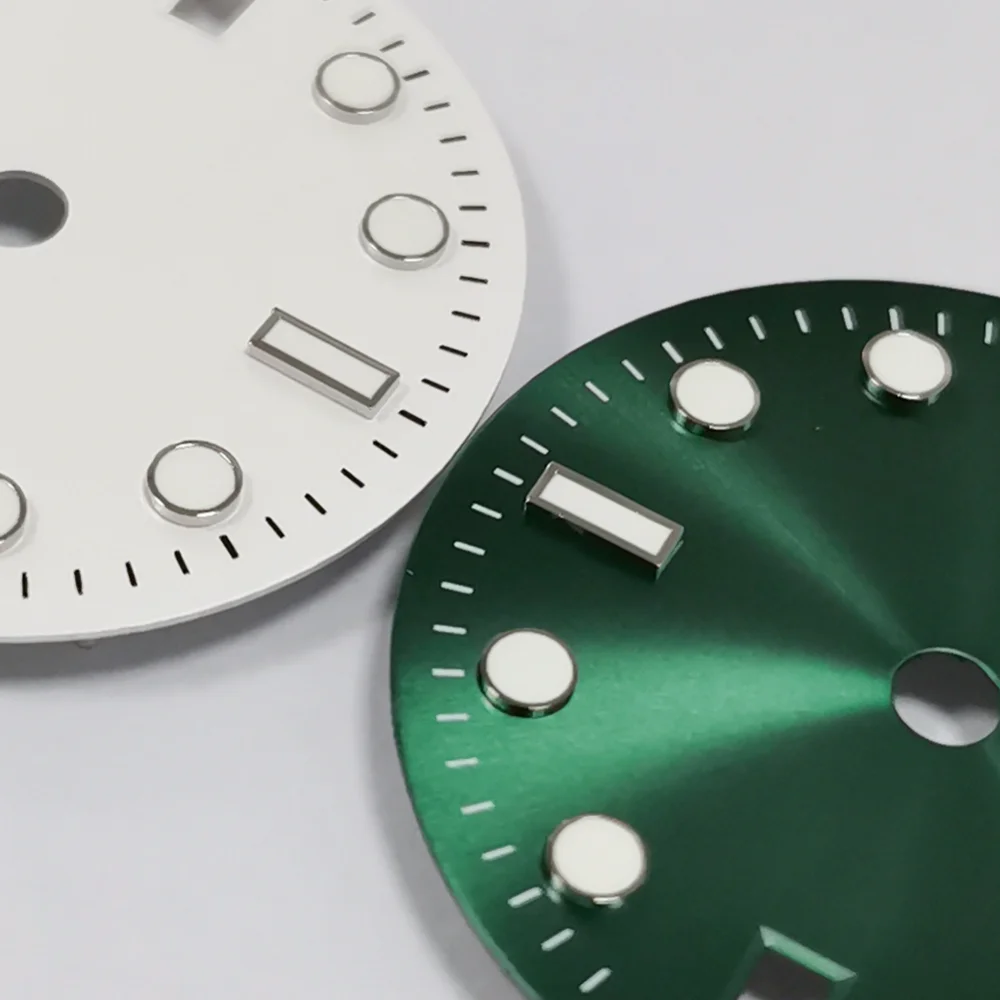 Green Luminous Watch Dial with GMT Four-Hand Design