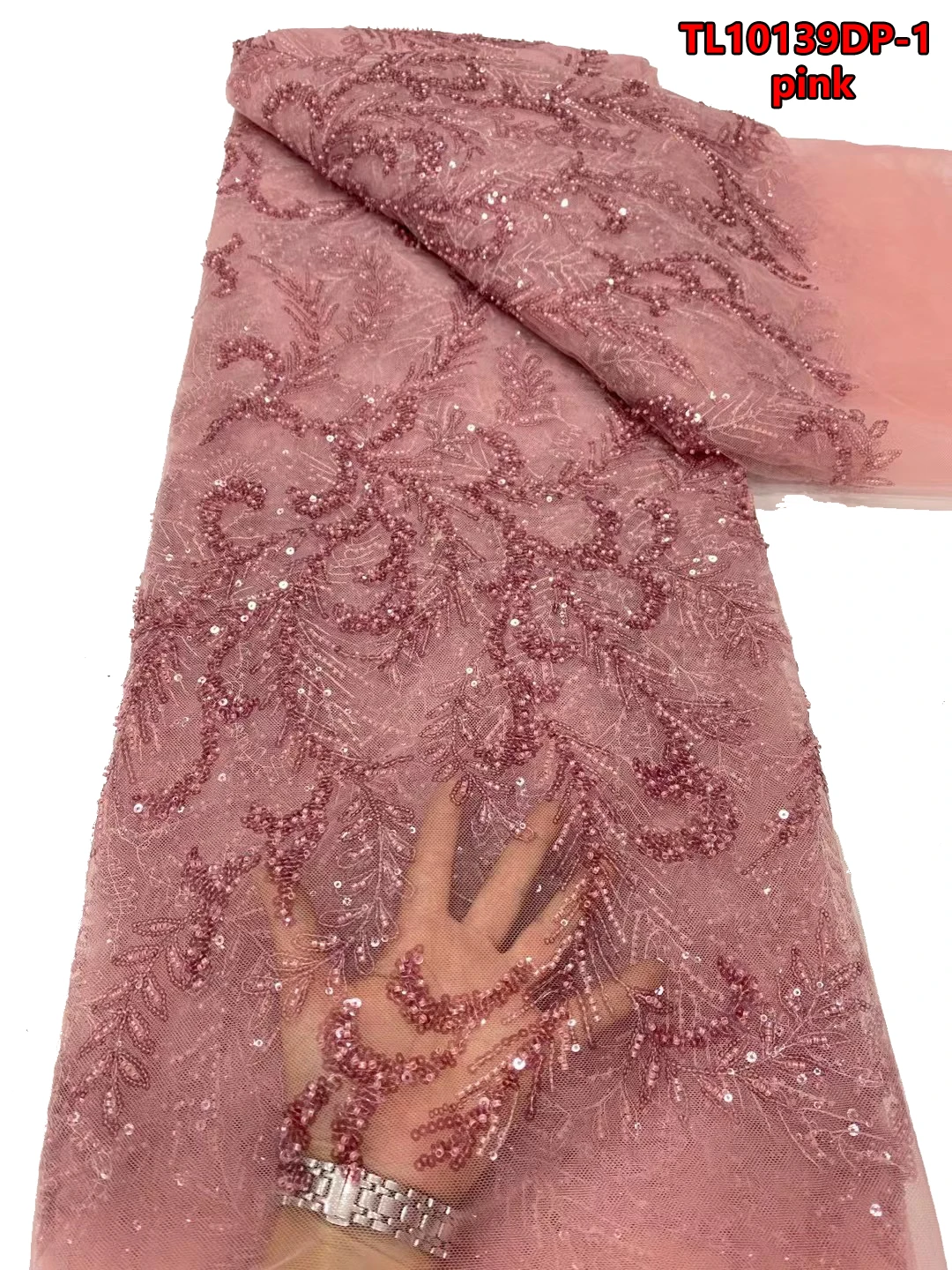

2023 Hot Selling High Quality African Sequins Lace Fabrid with Beads African Embroidered Lace For Wedding TL10139DP