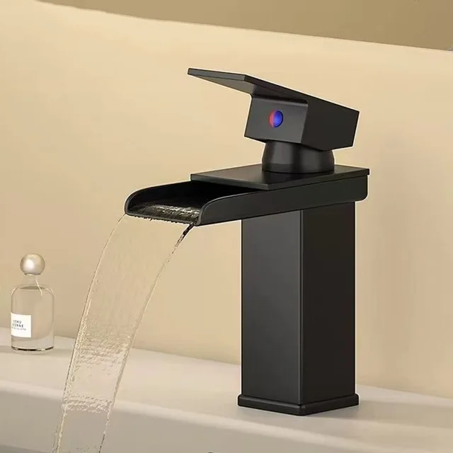 น้ําตกปากกว้างก๊อกน้ําสแตนเลสร้อนและเย็นด้านบนเคาน์เตอร์อ่างล้างหน้าอ่างล้างหน้าบ้านห้องน้ําอ่างล้างหน้าก๊อกน้ํา 1