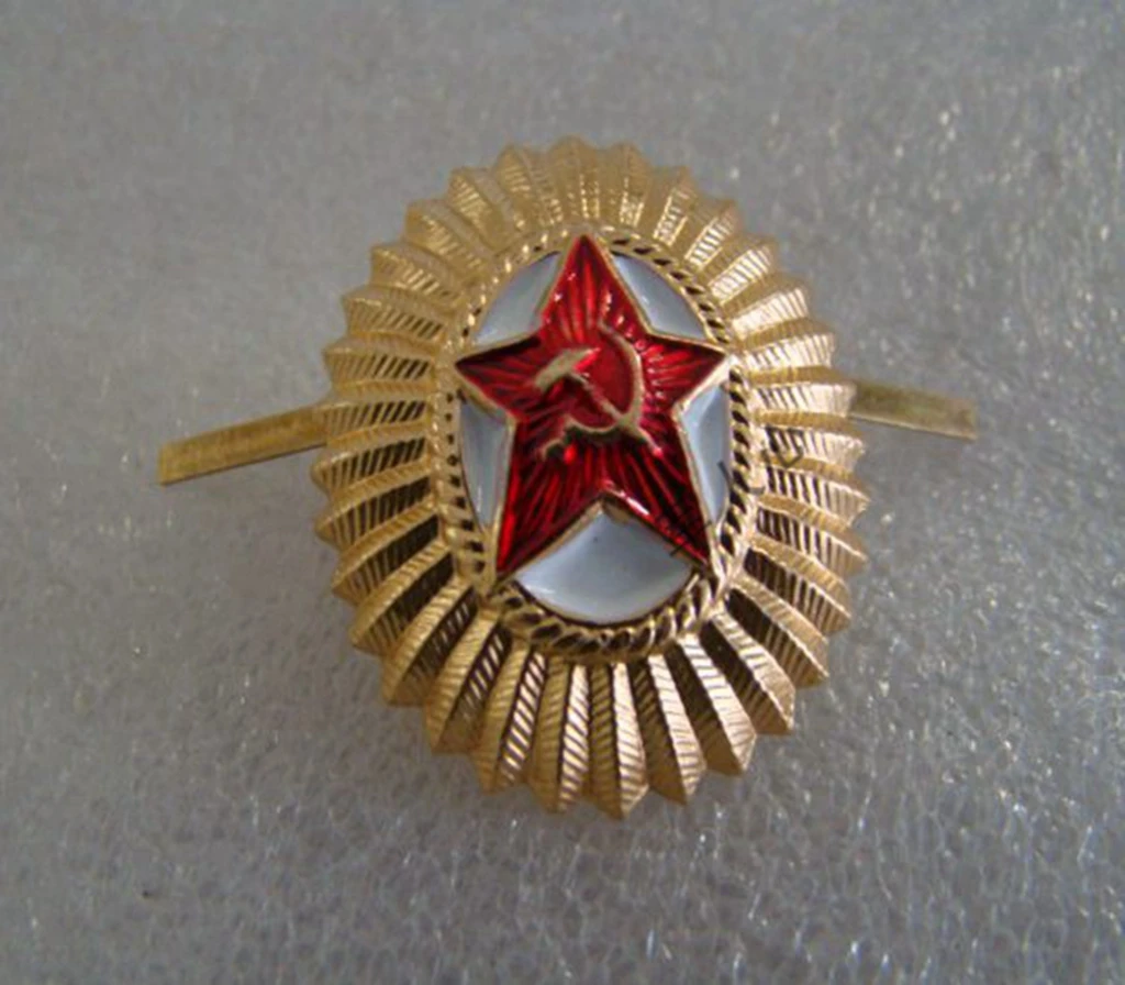 SOVIET UNION USSR CCCP METAL HAT BADGE INSIGNIA